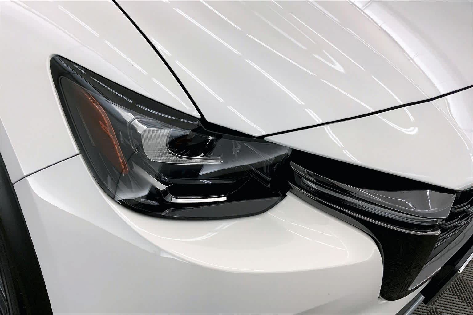 Thumbnail: 2025 Mazda CX-70 - 31