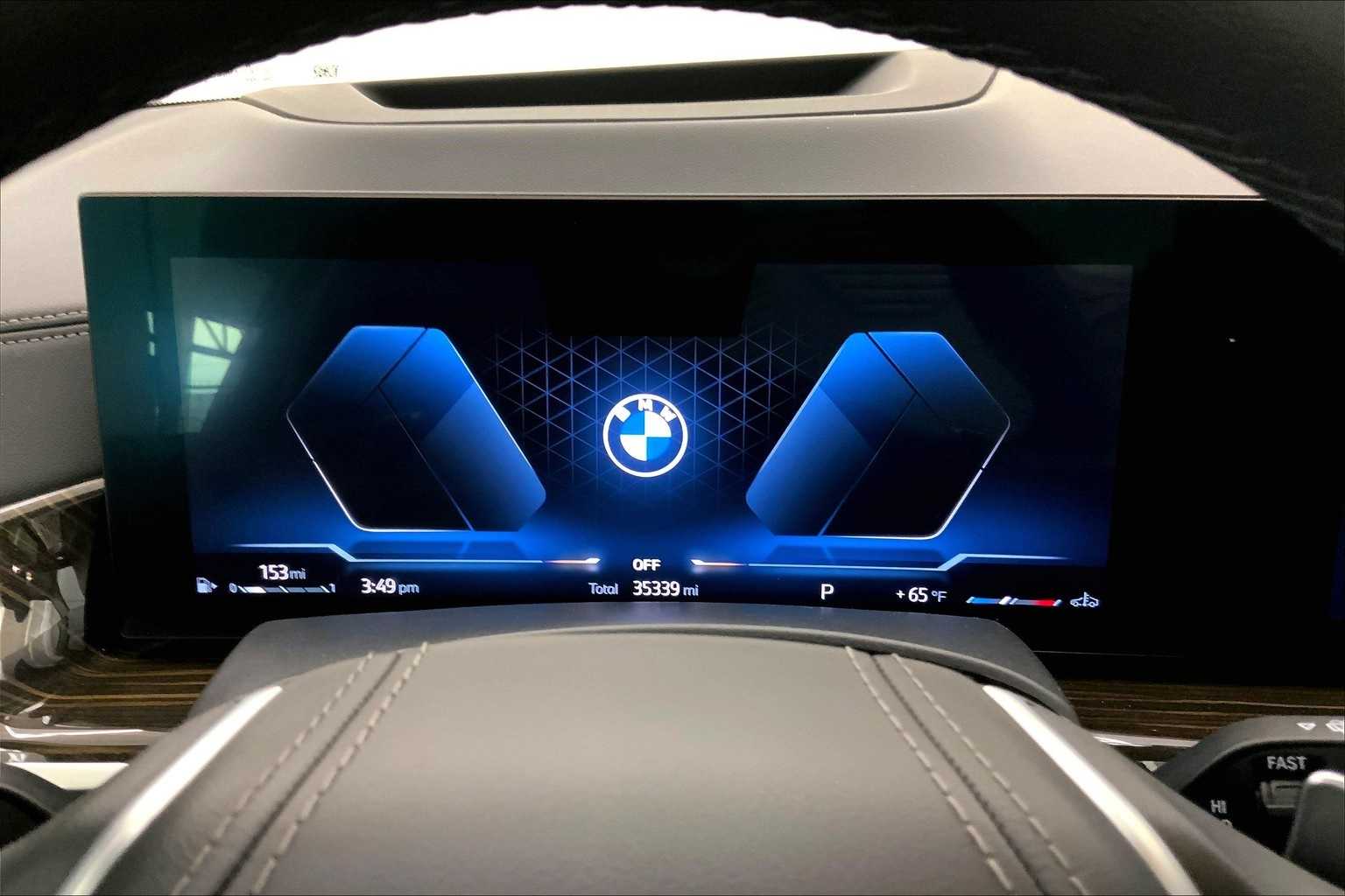 Thumbnail: 2024 BMW X7 - 17