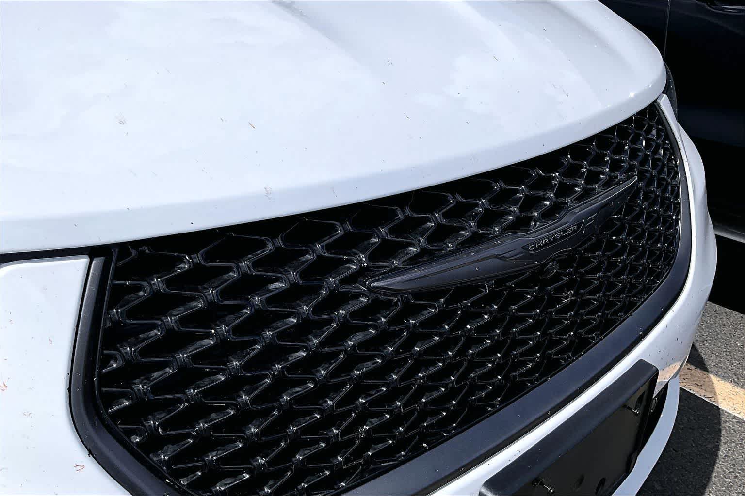 Thumbnail: 2026 Chrysler Pacifica - 17