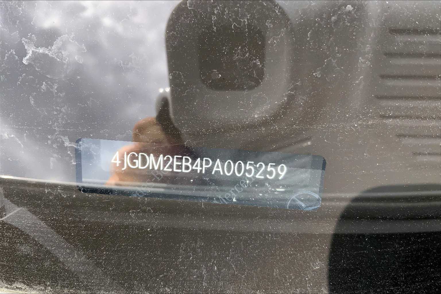 Thumbnail: 2023 Mercedes-Benz EQS - 21