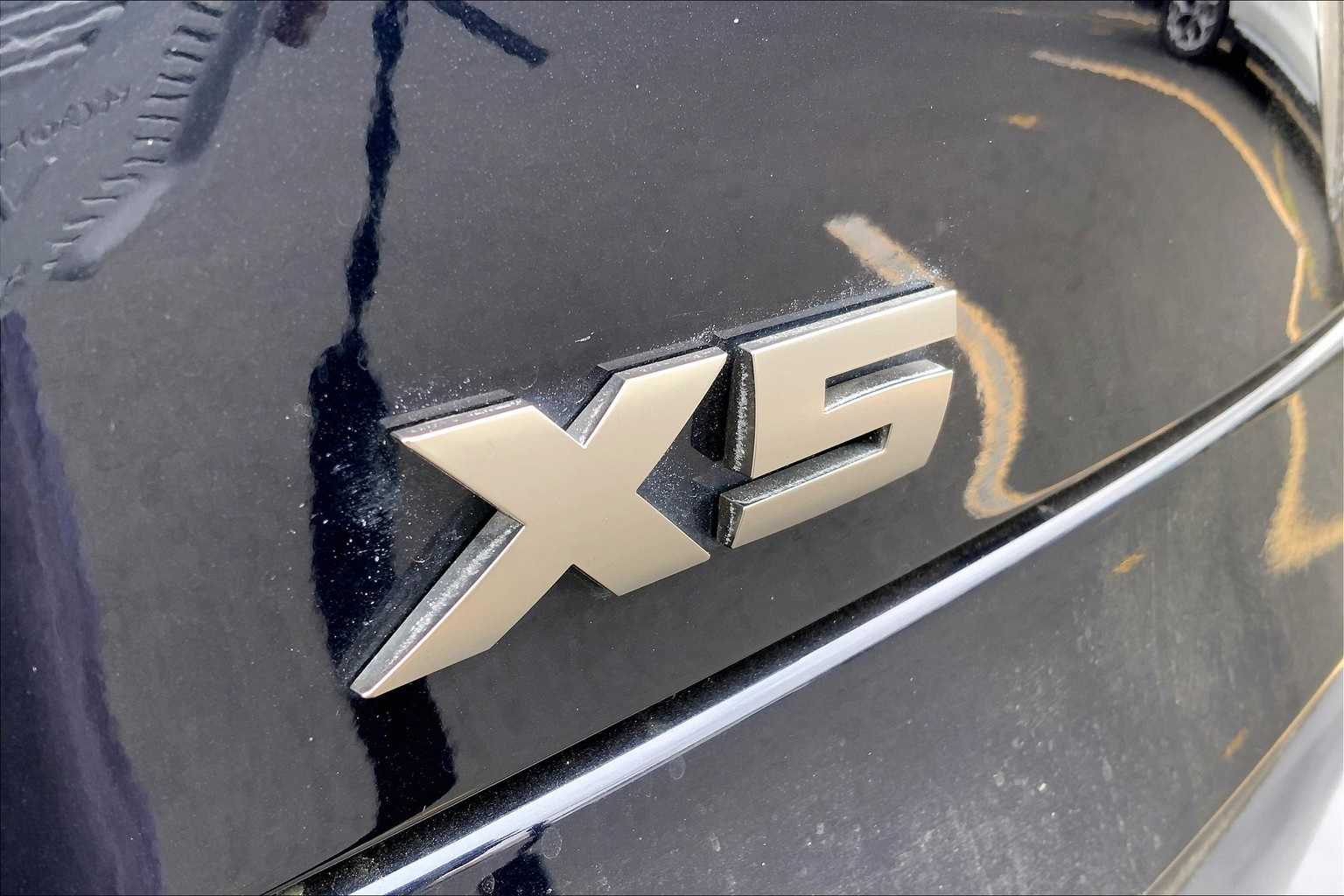 Thumbnail: 2022 BMW X5 - 12