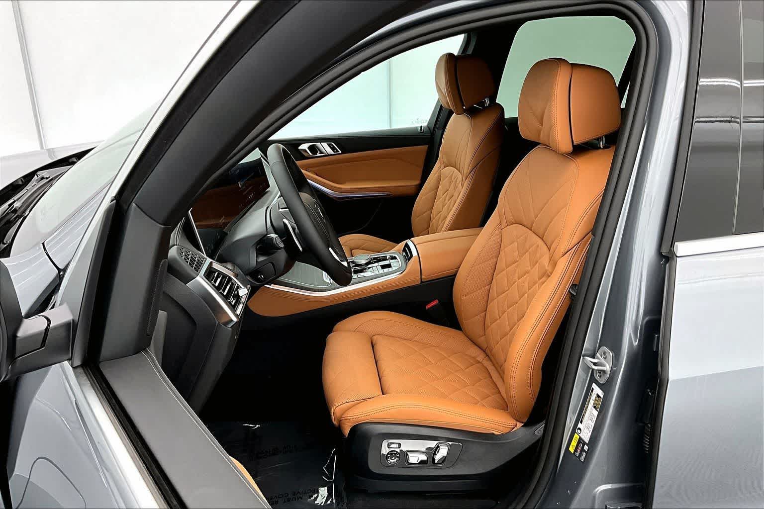 Thumbnail: 2026 BMW X5 - 11