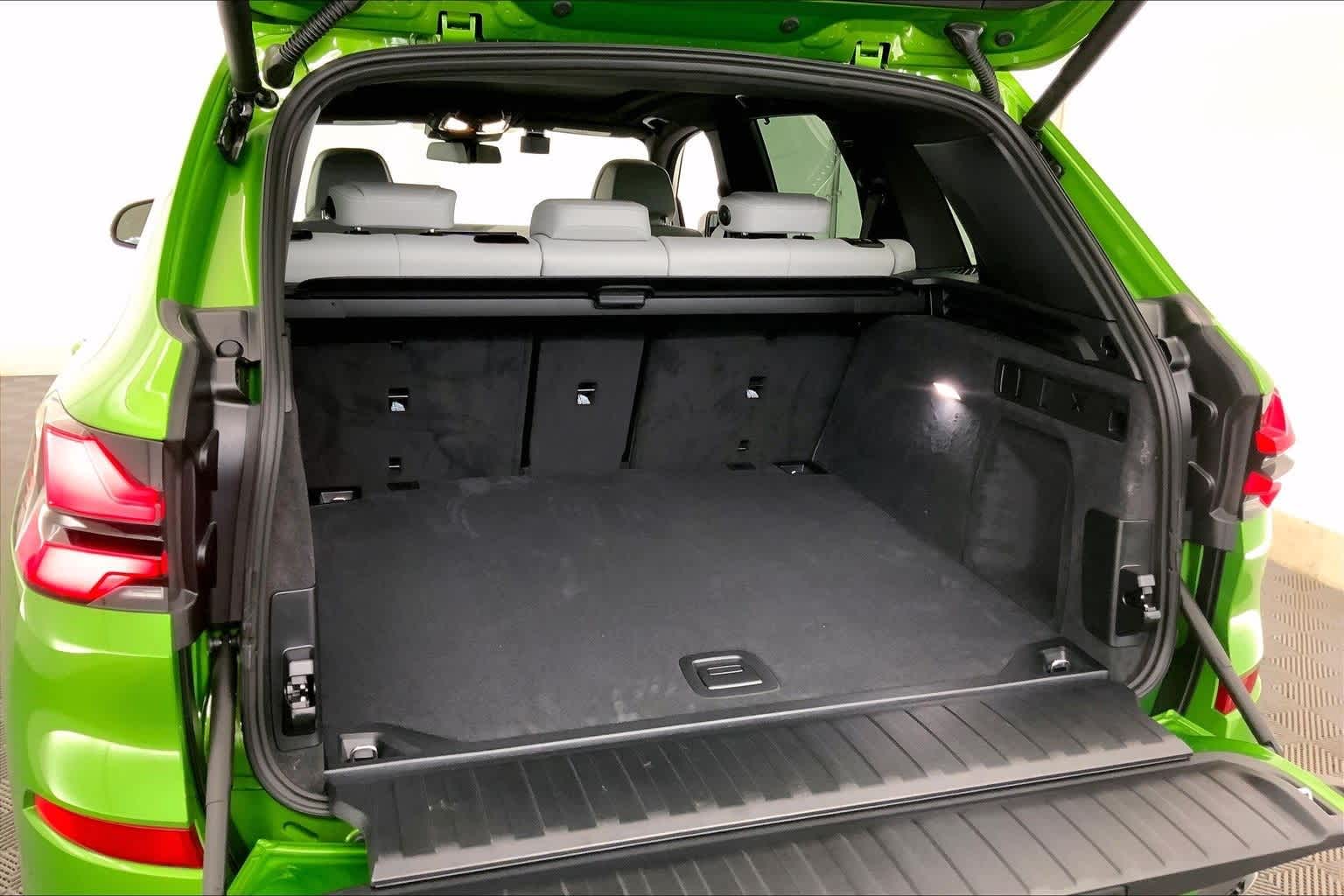 Thumbnail: 2026 BMW X5 - 19