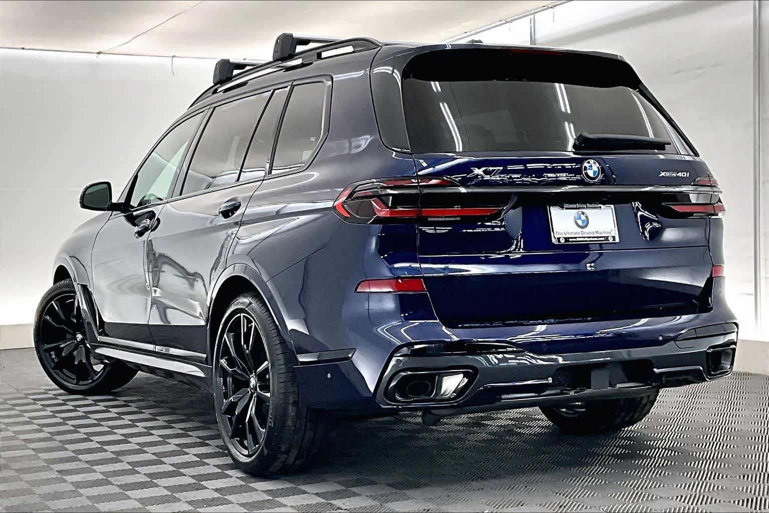 Thumbnail: 2026 BMW X7 - 4