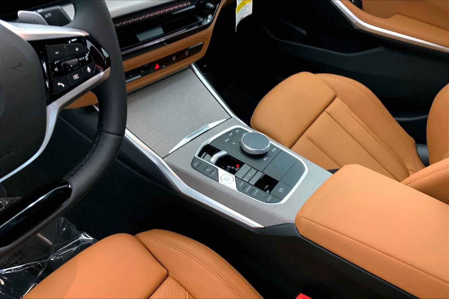 Thumbnail: 2025 BMW 3 Series - 17