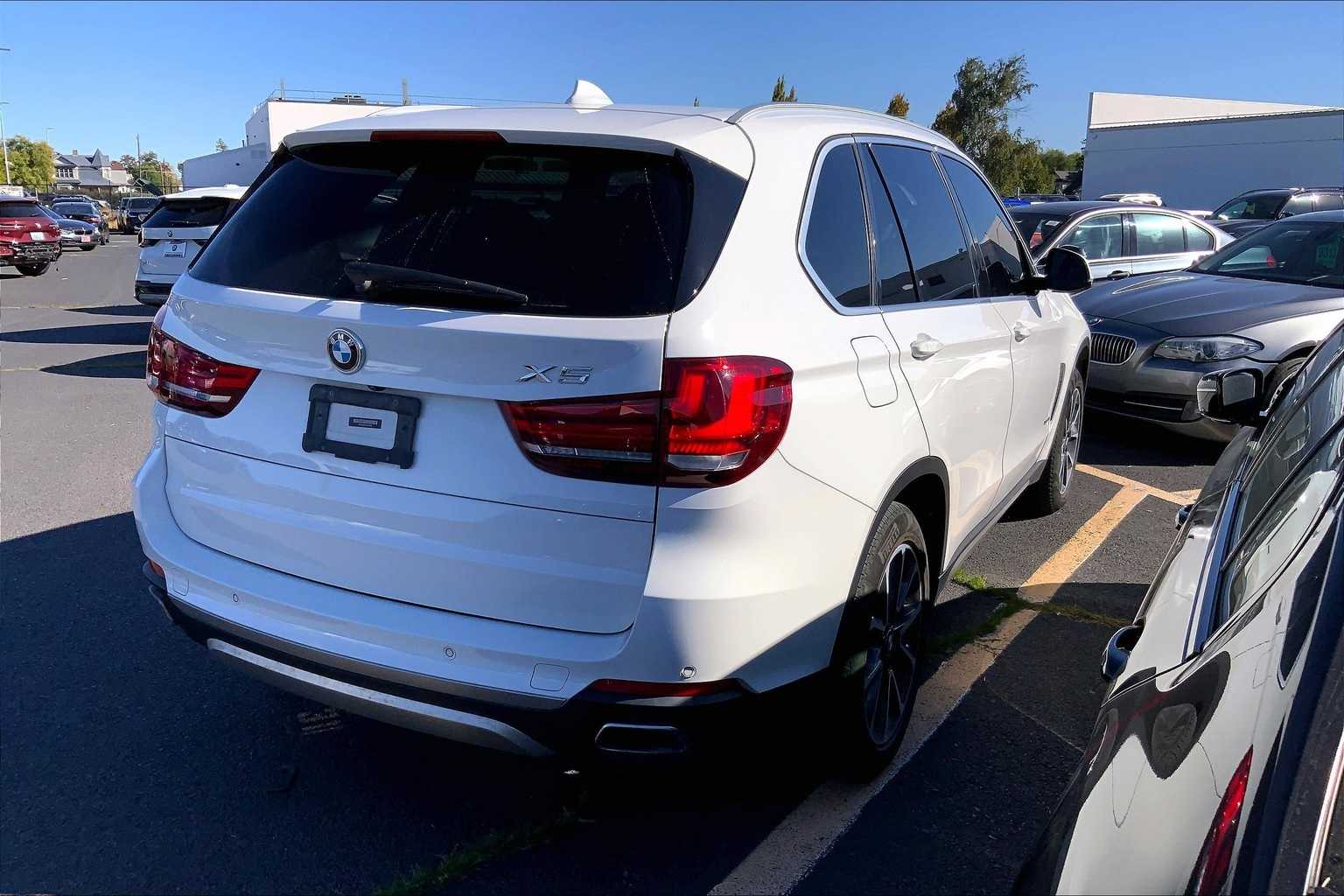 Thumbnail: 2018 BMW X5 - 18