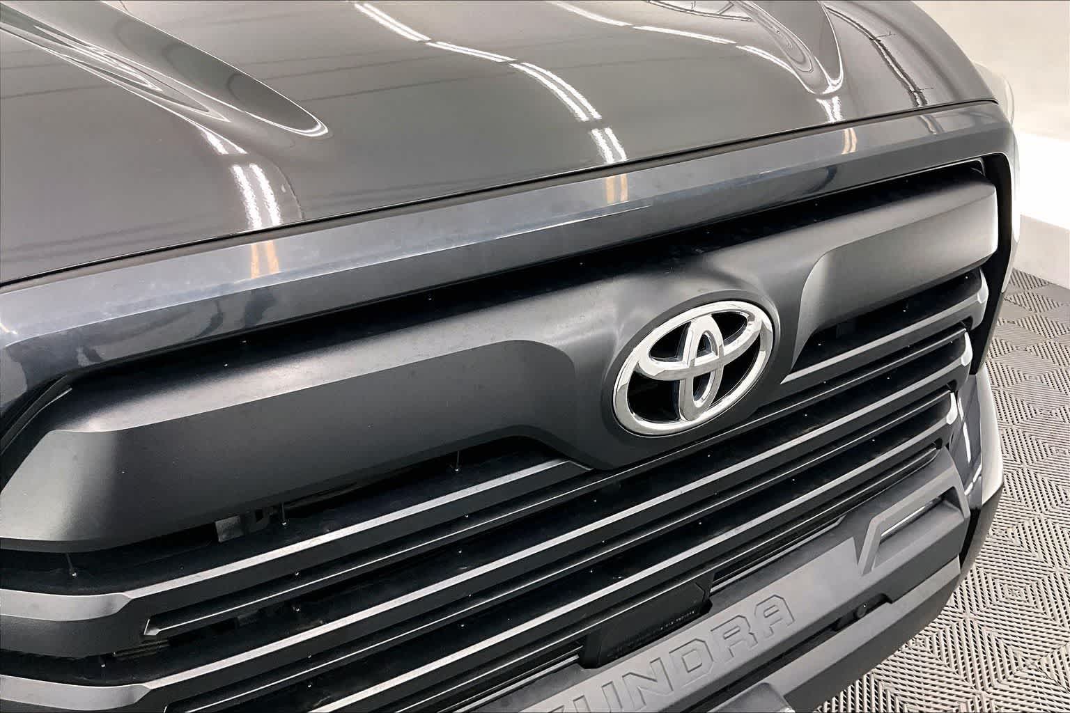 Thumbnail: 2023 Toyota Tundra - 33