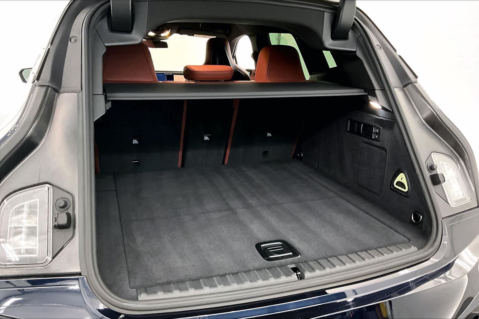 Thumbnail: 2026 BMW iX - 18