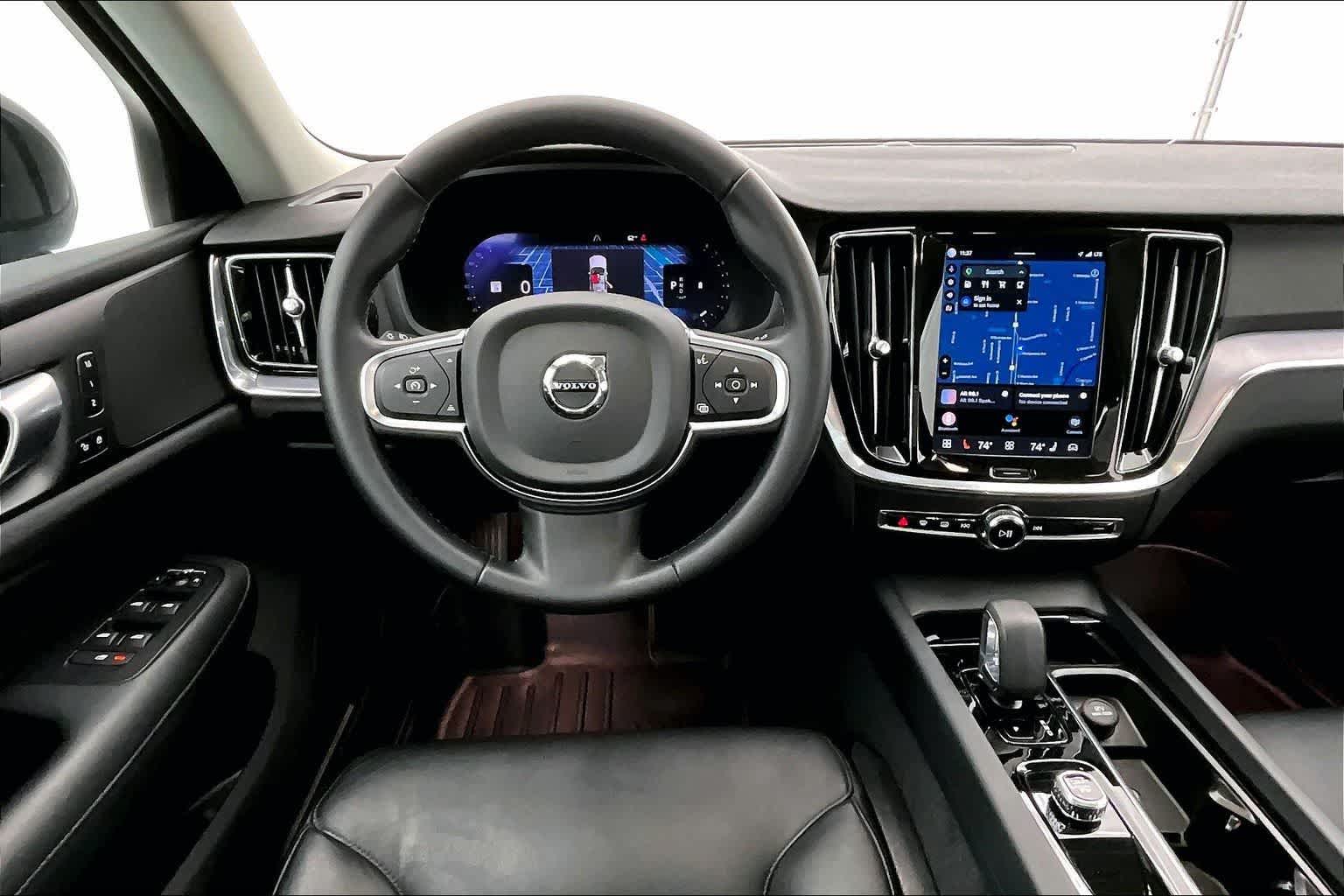 Thumbnail: 2024 Volvo S60 - 14