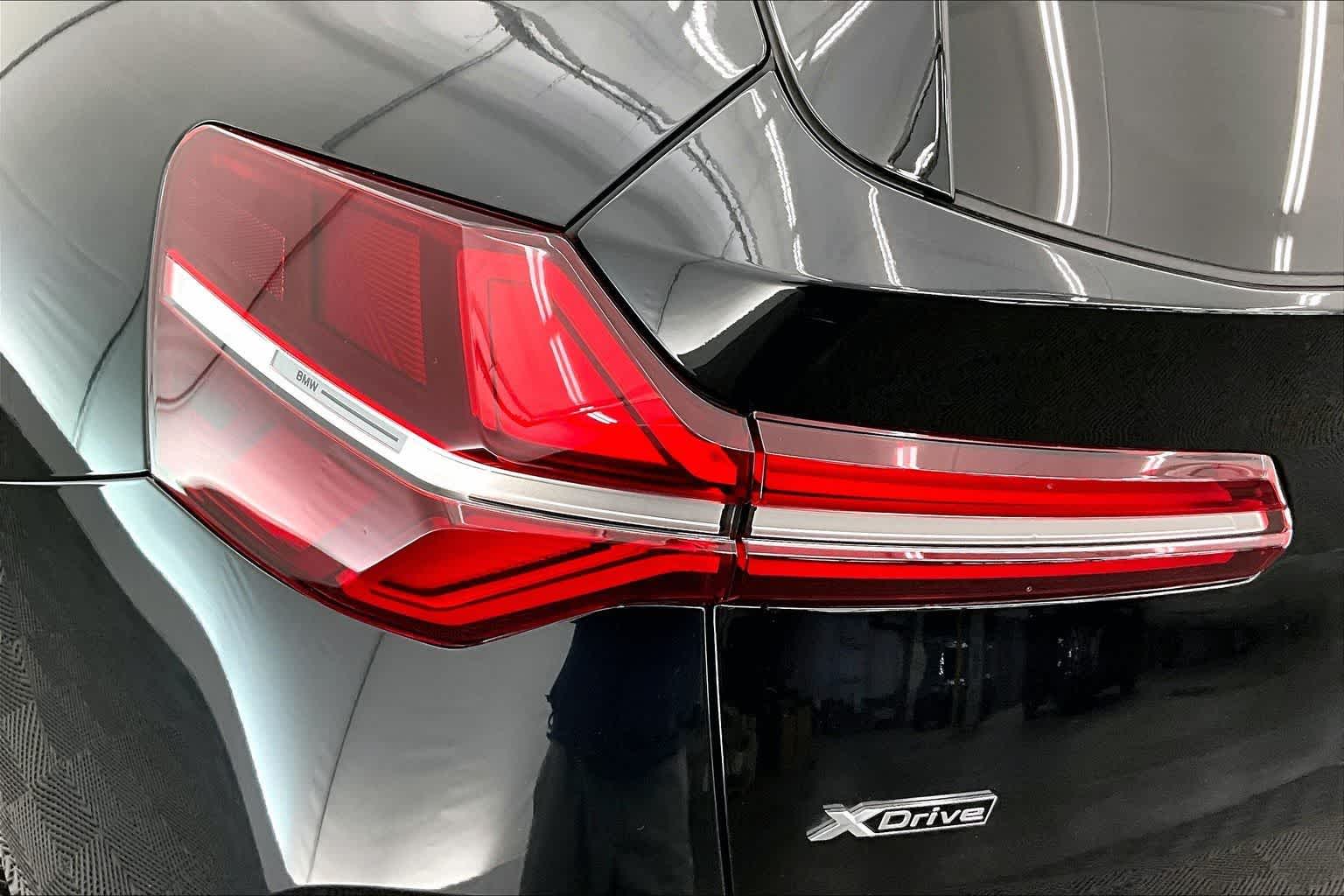 Thumbnail: 2025 BMW X3 - 32