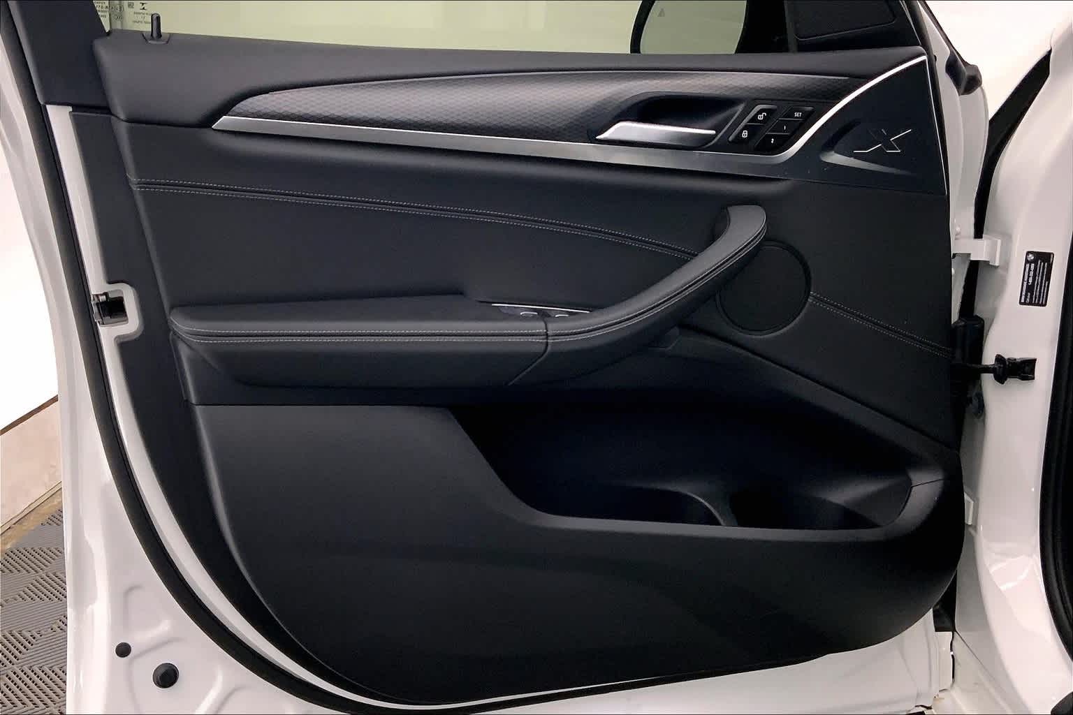 Thumbnail: 2022 BMW X3 - 27