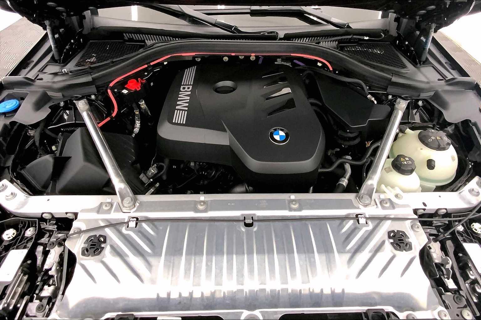 Thumbnail: 2025 BMW X3 - 9