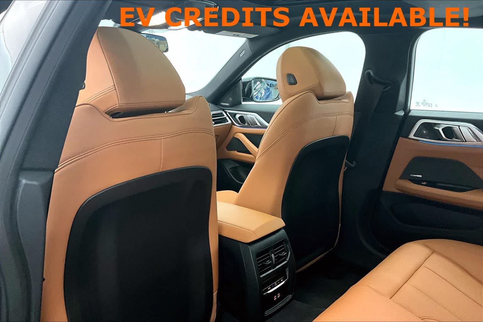 Thumbnail: 2025 BMW i4 - 12