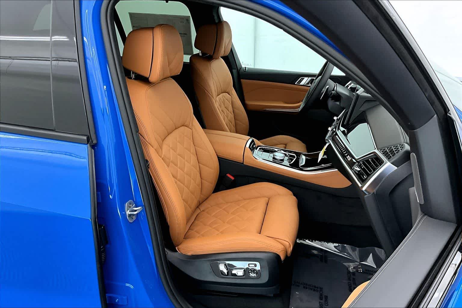 Thumbnail: 2026 BMW X5 - 14