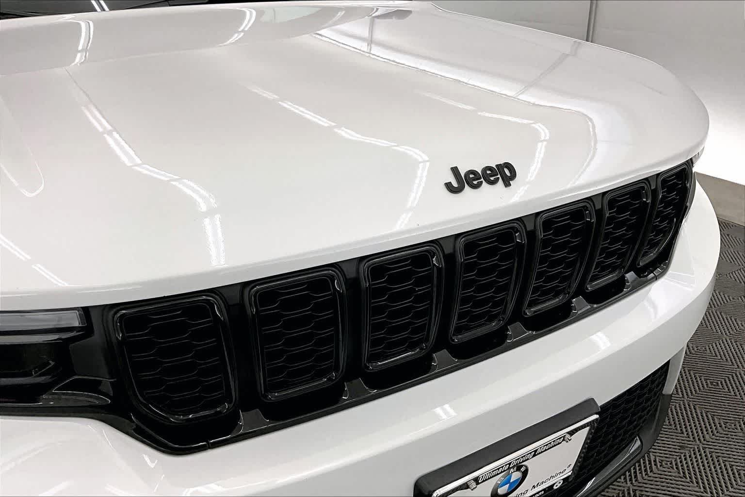 Thumbnail: 2023 Jeep Grand Cherokee - 33