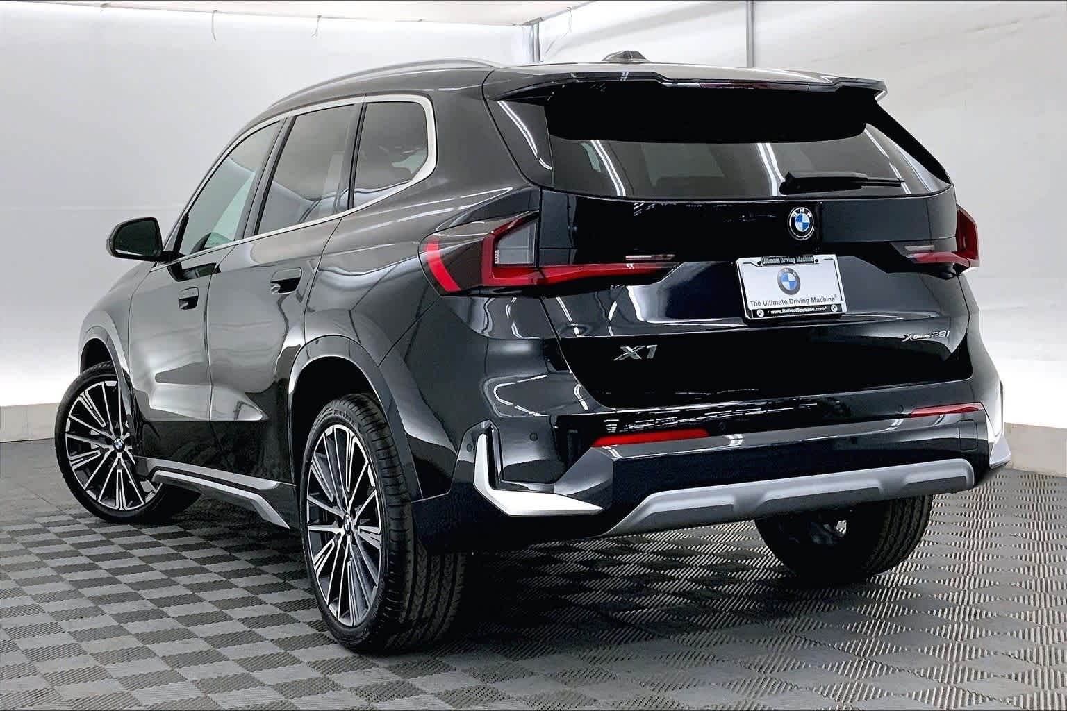 Thumbnail: 2026 BMW X1 - 4