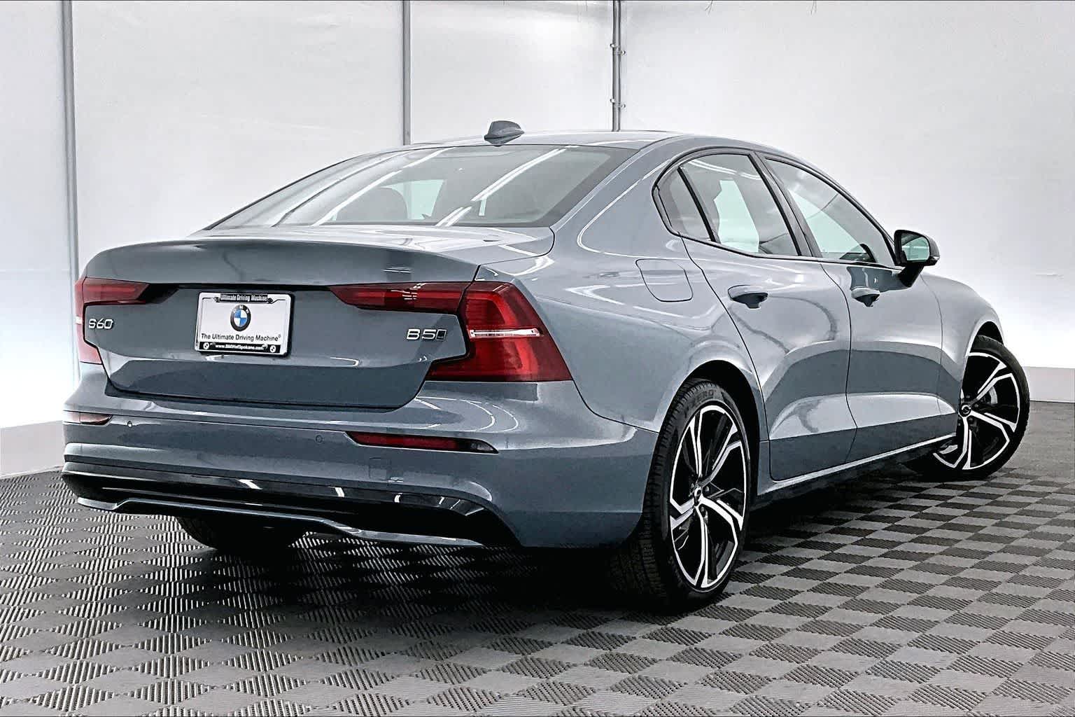 Thumbnail: 2024 Volvo S60 - 22