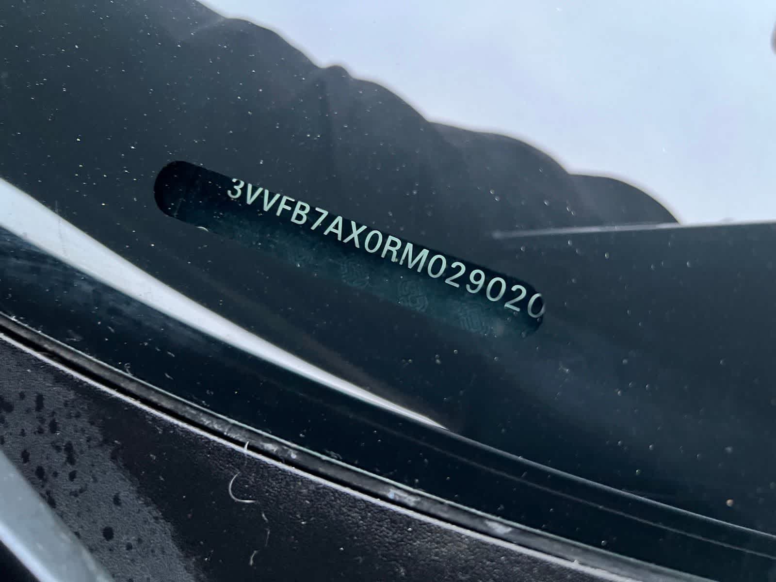 Thumbnail: 2024 Volkswagen Tiguan - 40