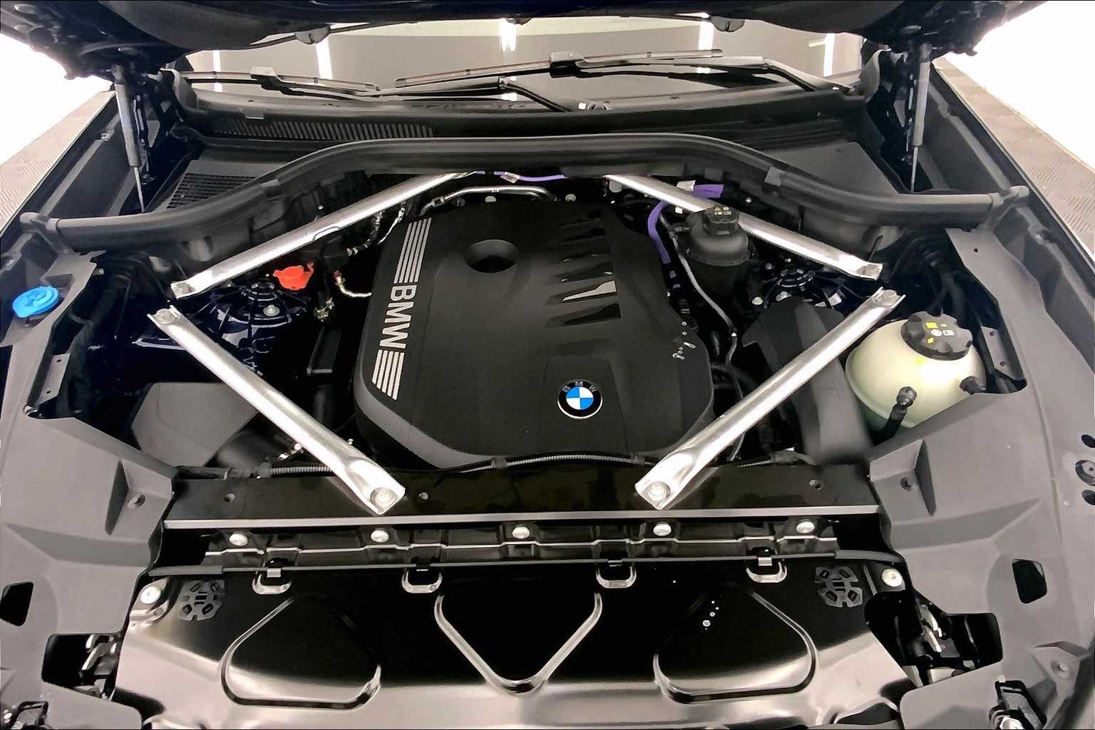 Thumbnail: 2026 BMW X5 - 9