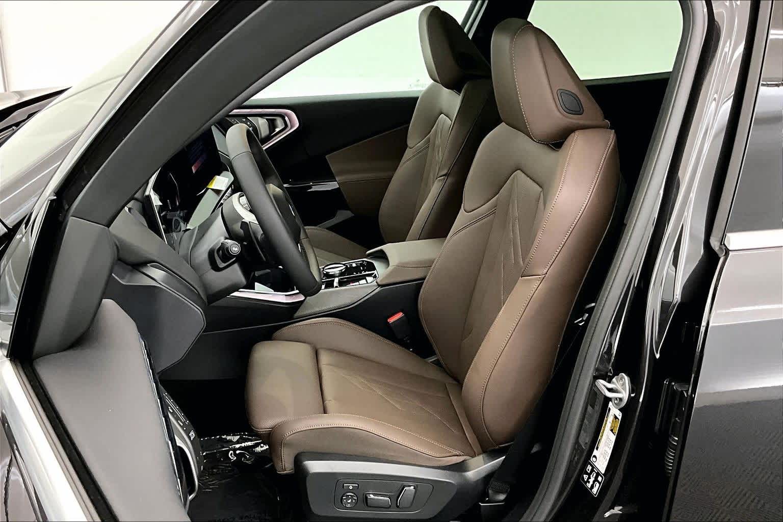 Thumbnail: 2026 BMW X3 - 11