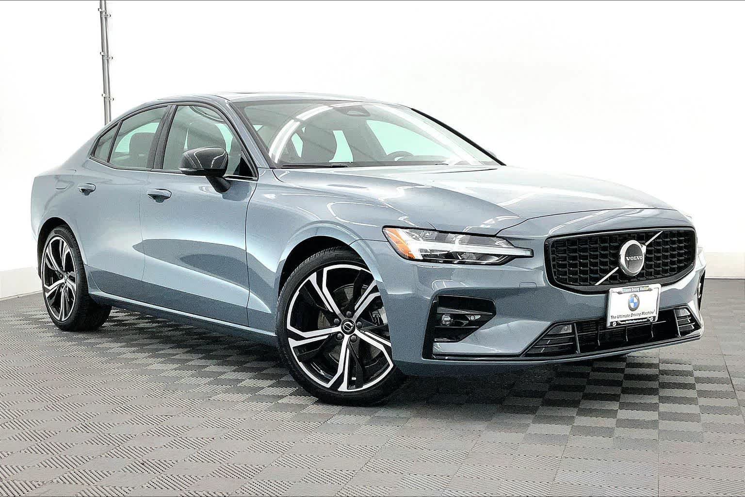 Thumbnail: 2024 Volvo S60 - 21