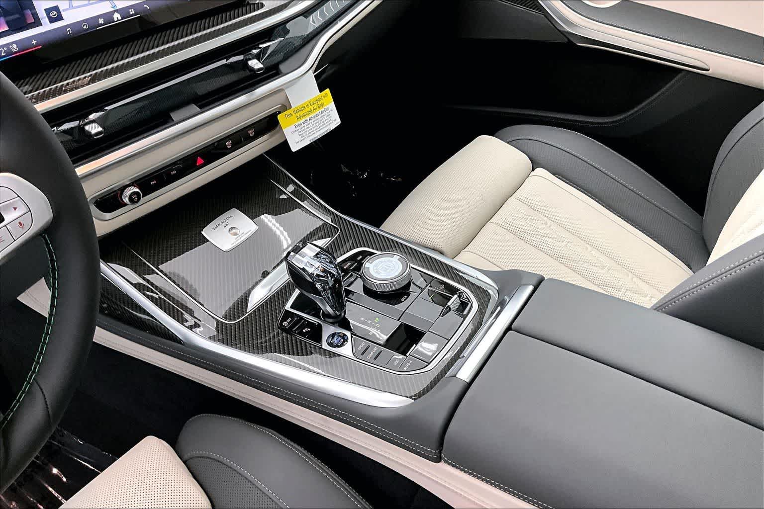 Thumbnail: 2026 BMW X7 - 17