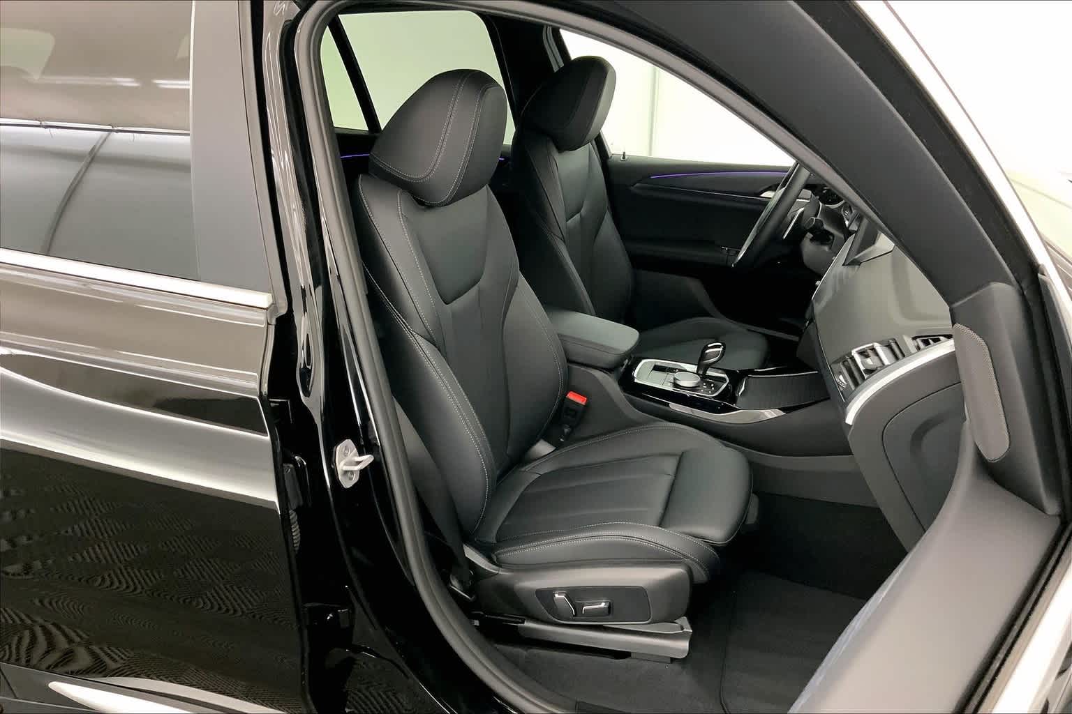 Thumbnail: 2024 BMW X3 - 13