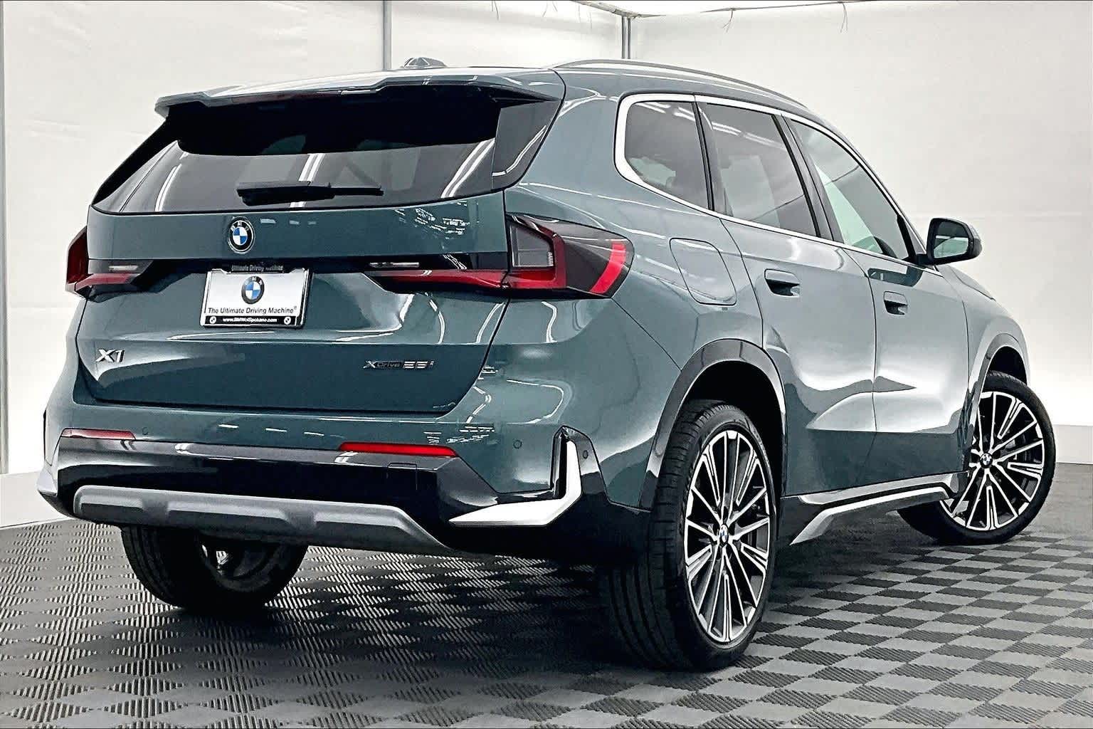 Thumbnail: 2025 BMW X1 - 22