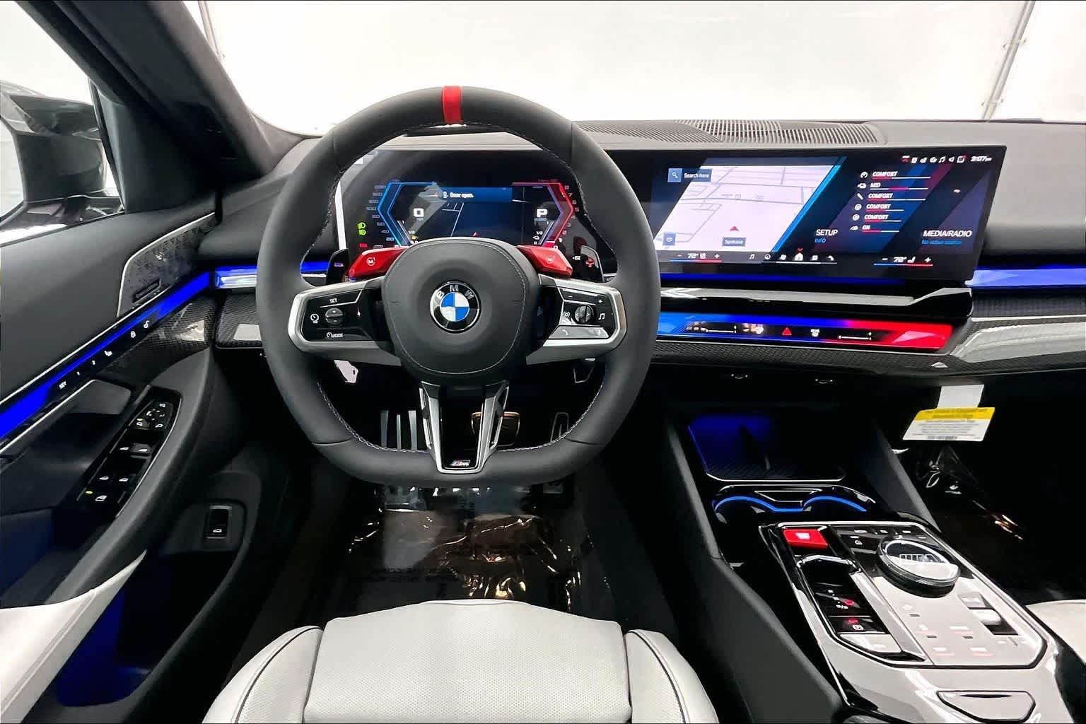 Thumbnail: 2026 BMW M5 - 15