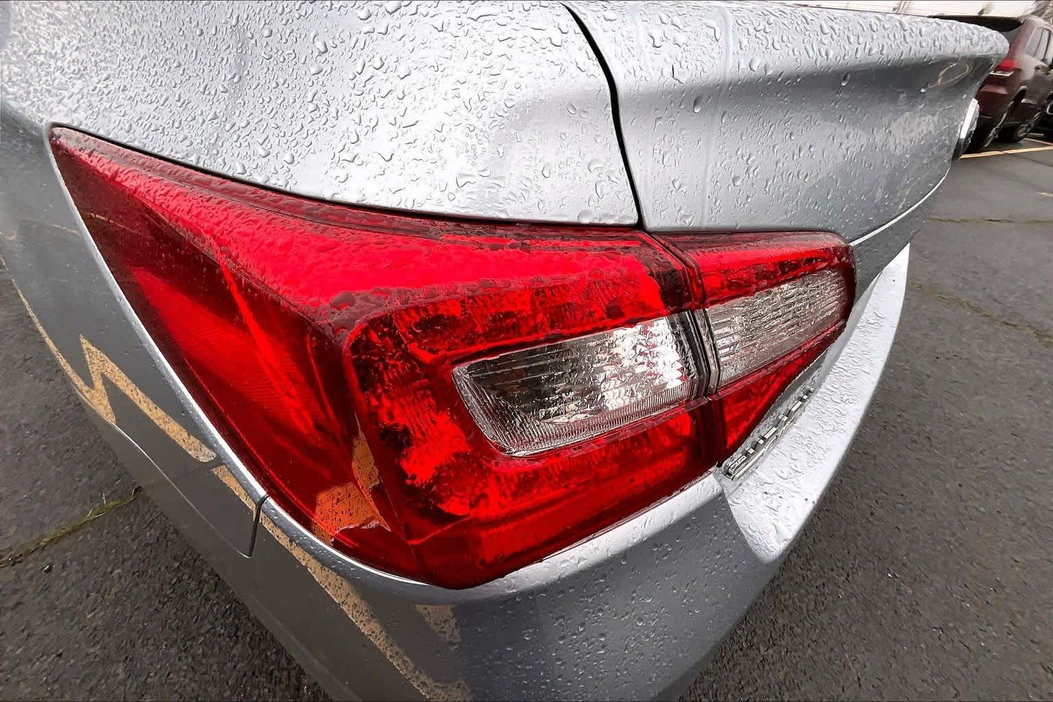 Thumbnail: 2016 Subaru Legacy - 15