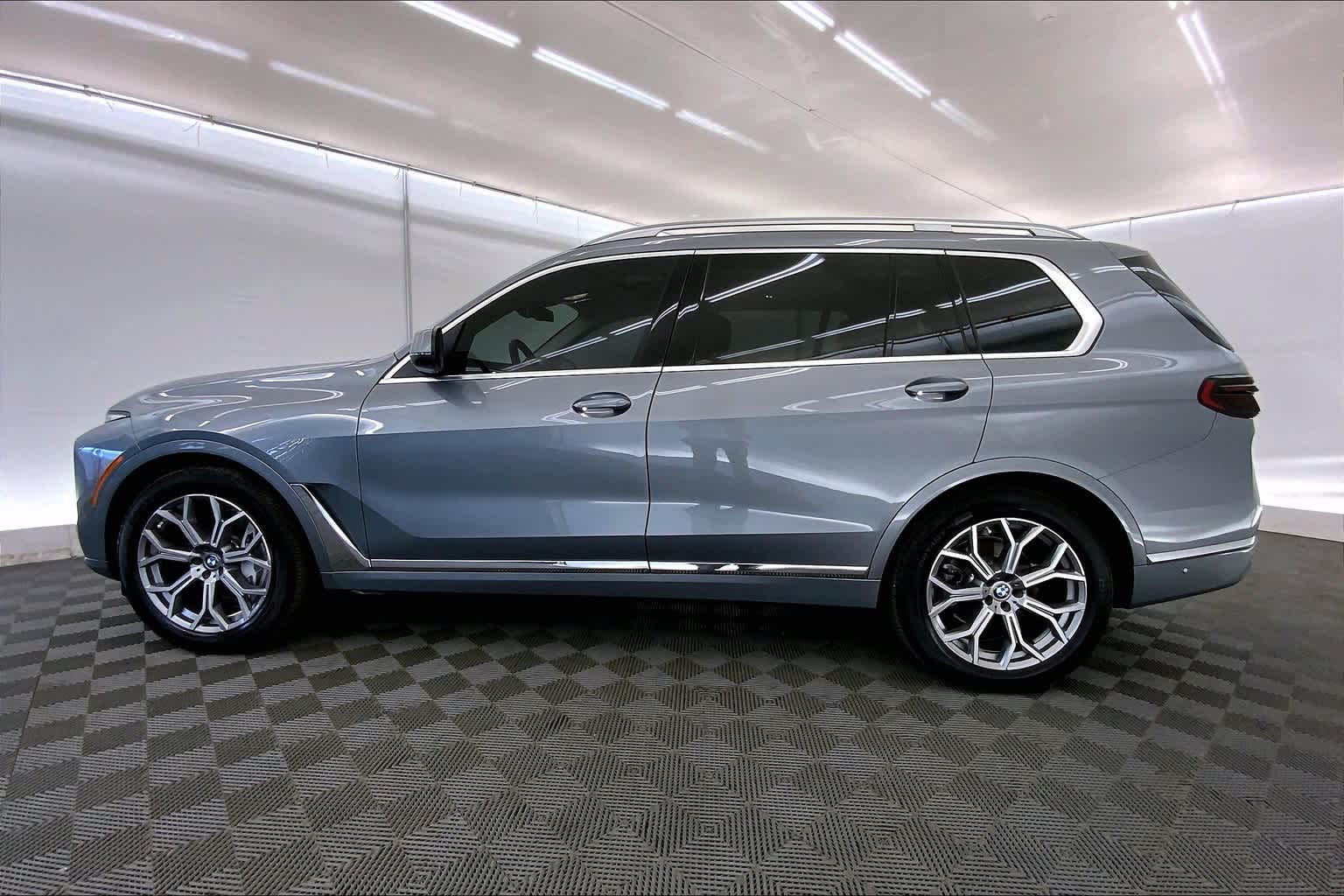 2024 Bmw X7 xDrive40i photo 3