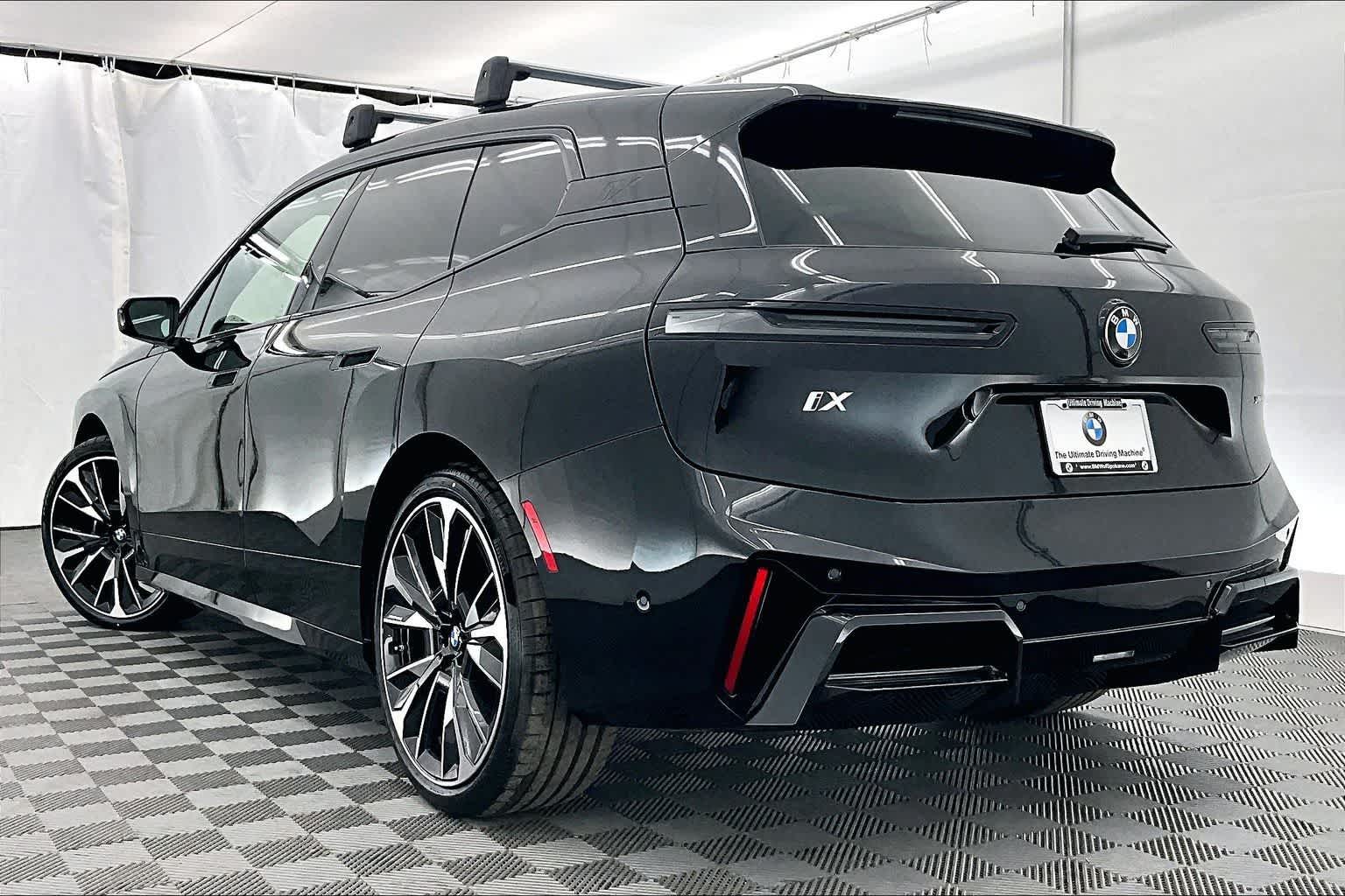 Thumbnail: 2026 BMW iX - 4
