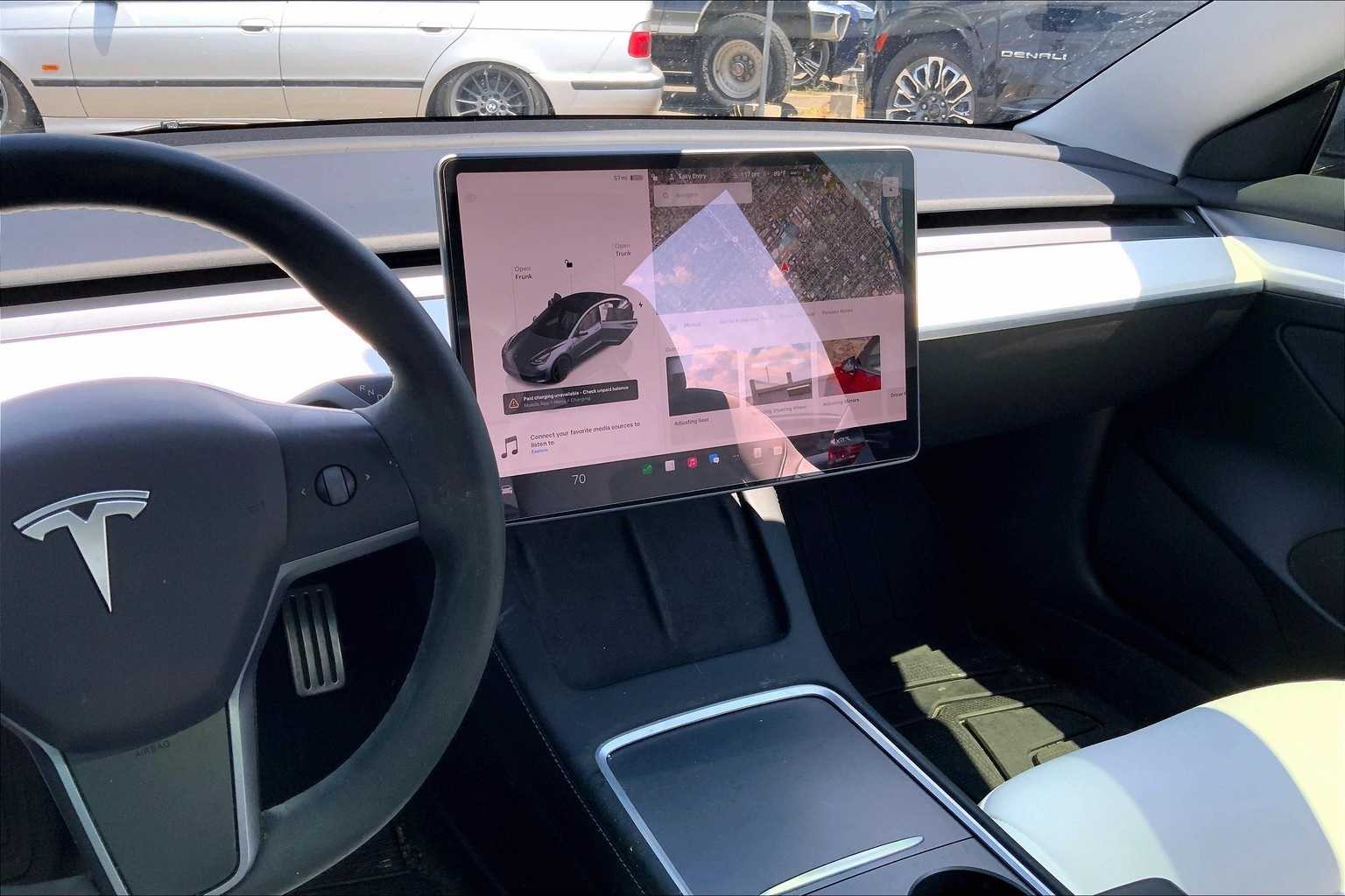 Thumbnail: 2023 Tesla Model 3 - 16