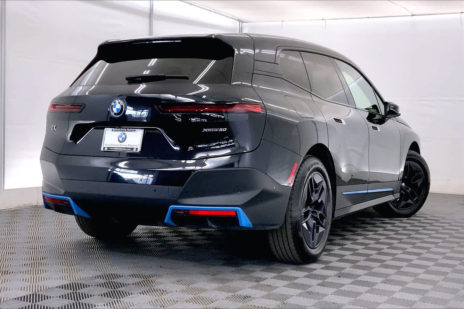 Thumbnail: 2024 BMW iX - 21