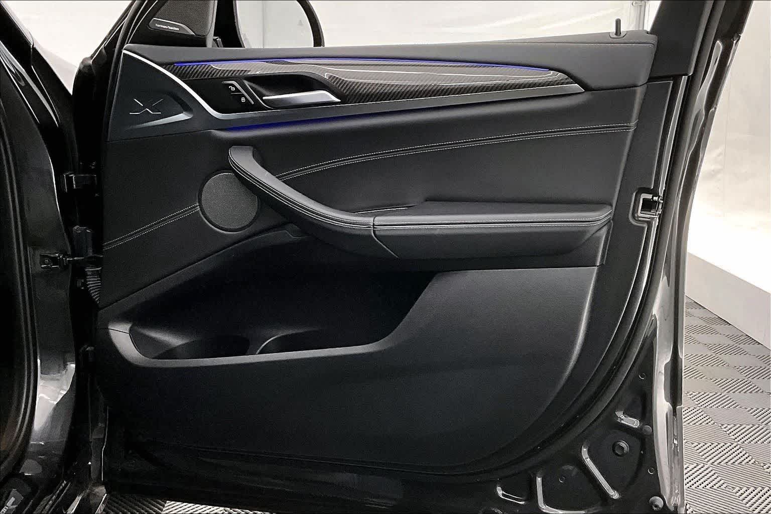 Thumbnail: 2023 BMW X4 - 28