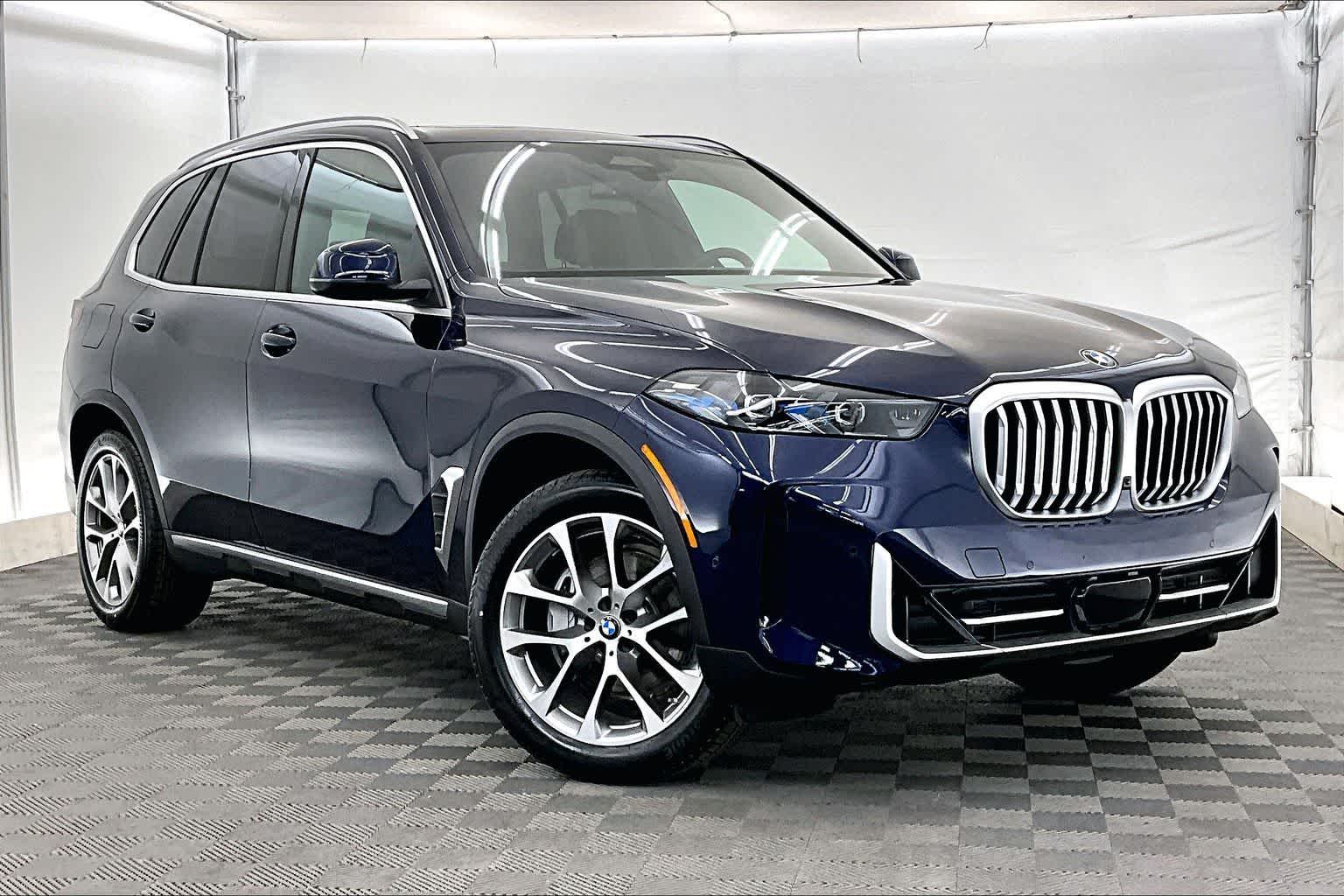 Thumbnail: 2026 BMW X5 - 21