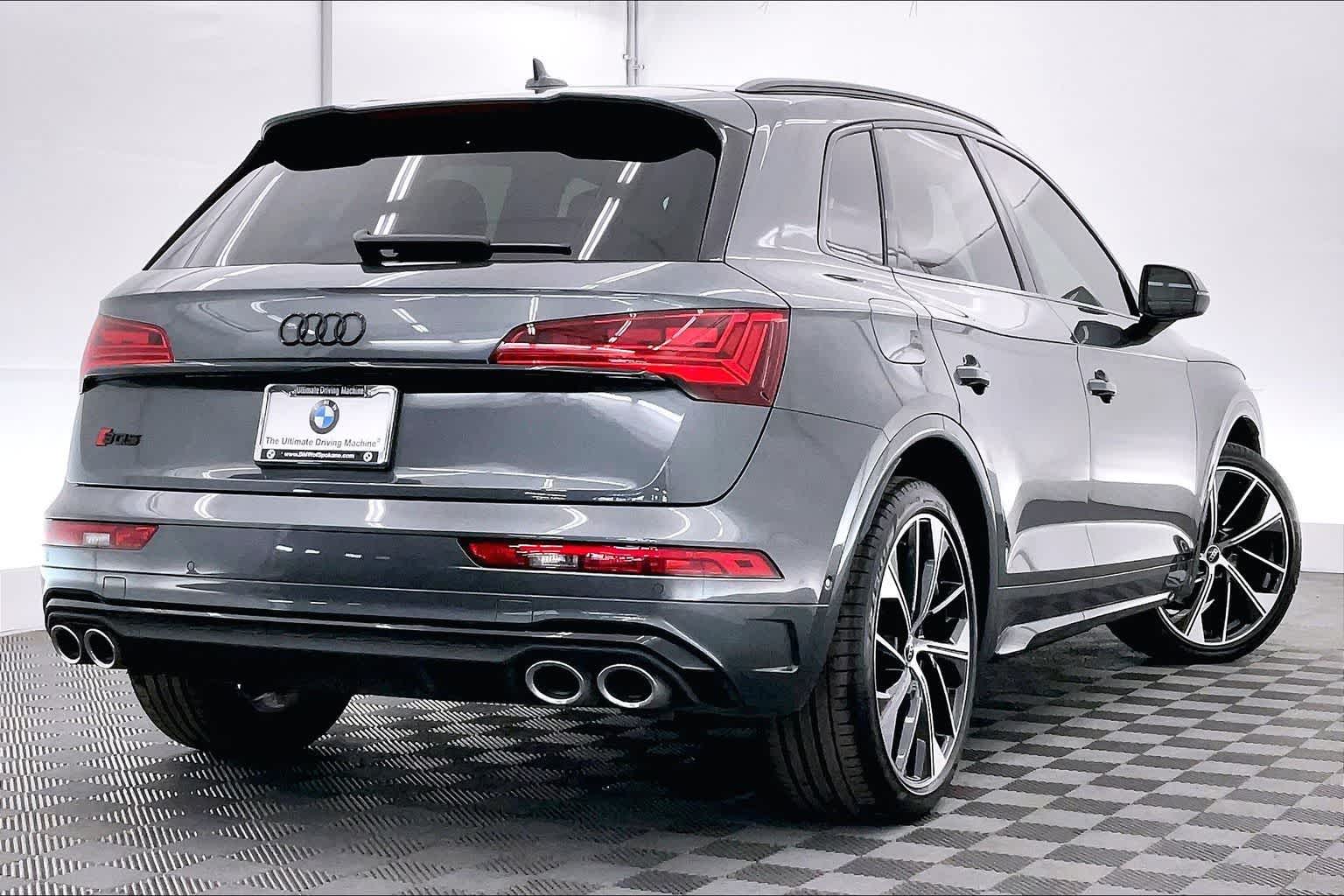 Thumbnail: 2024 Audi SQ5 - 22
