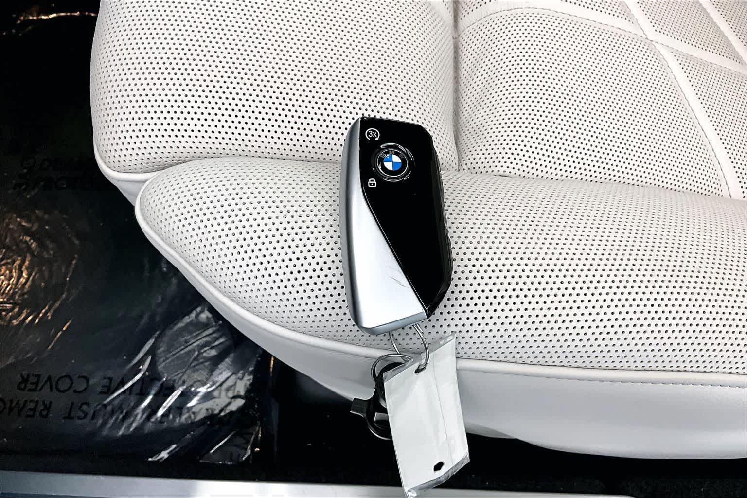 Thumbnail: 2025 BMW 7 Series - 20