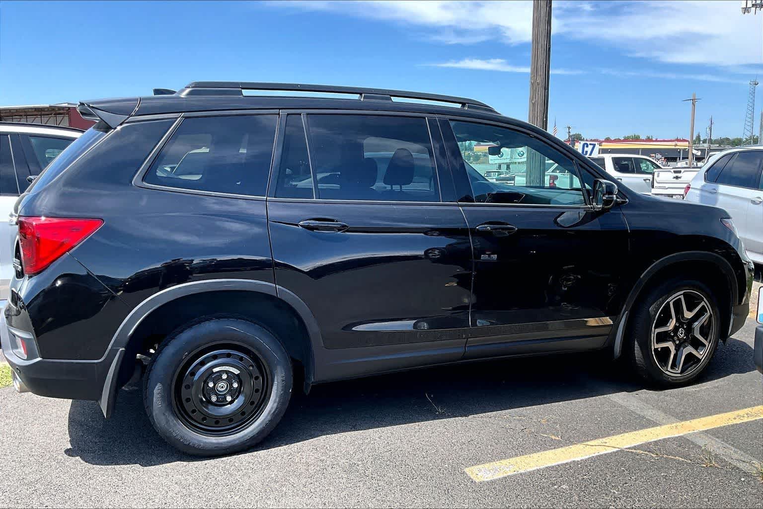 Thumbnail: 2023 Honda Passport - 9