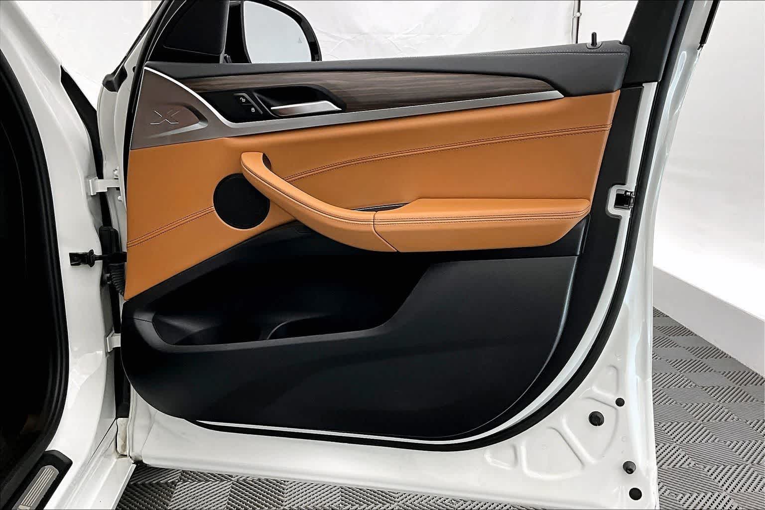 Thumbnail: 2021 BMW X3 - 28