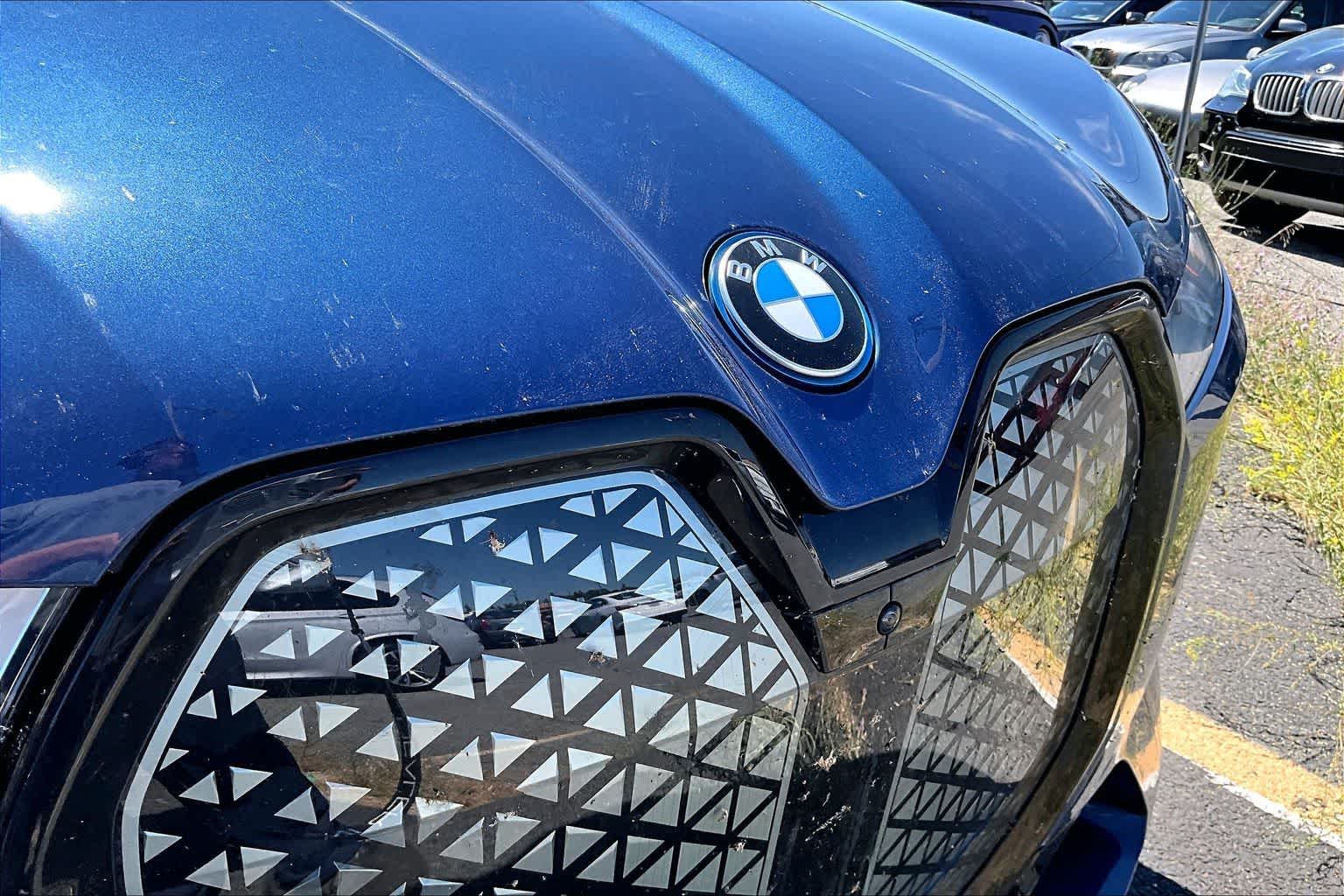 Thumbnail: 2024 BMW iX - 17