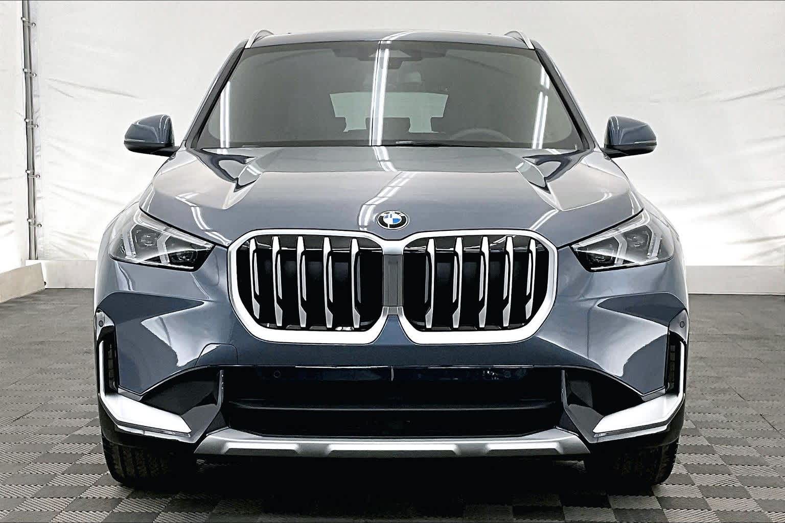 Thumbnail: 2026 BMW X1 - 6