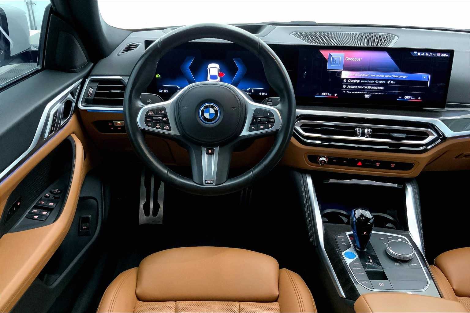 Thumbnail: 2022 BMW i4 - 15