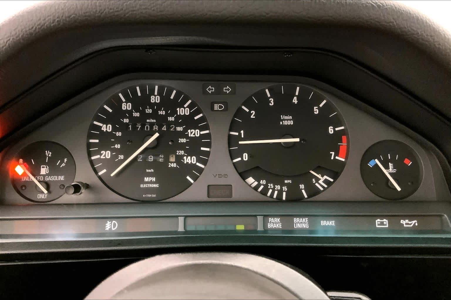 Thumbnail: 1991 BMW 3 Series - 17