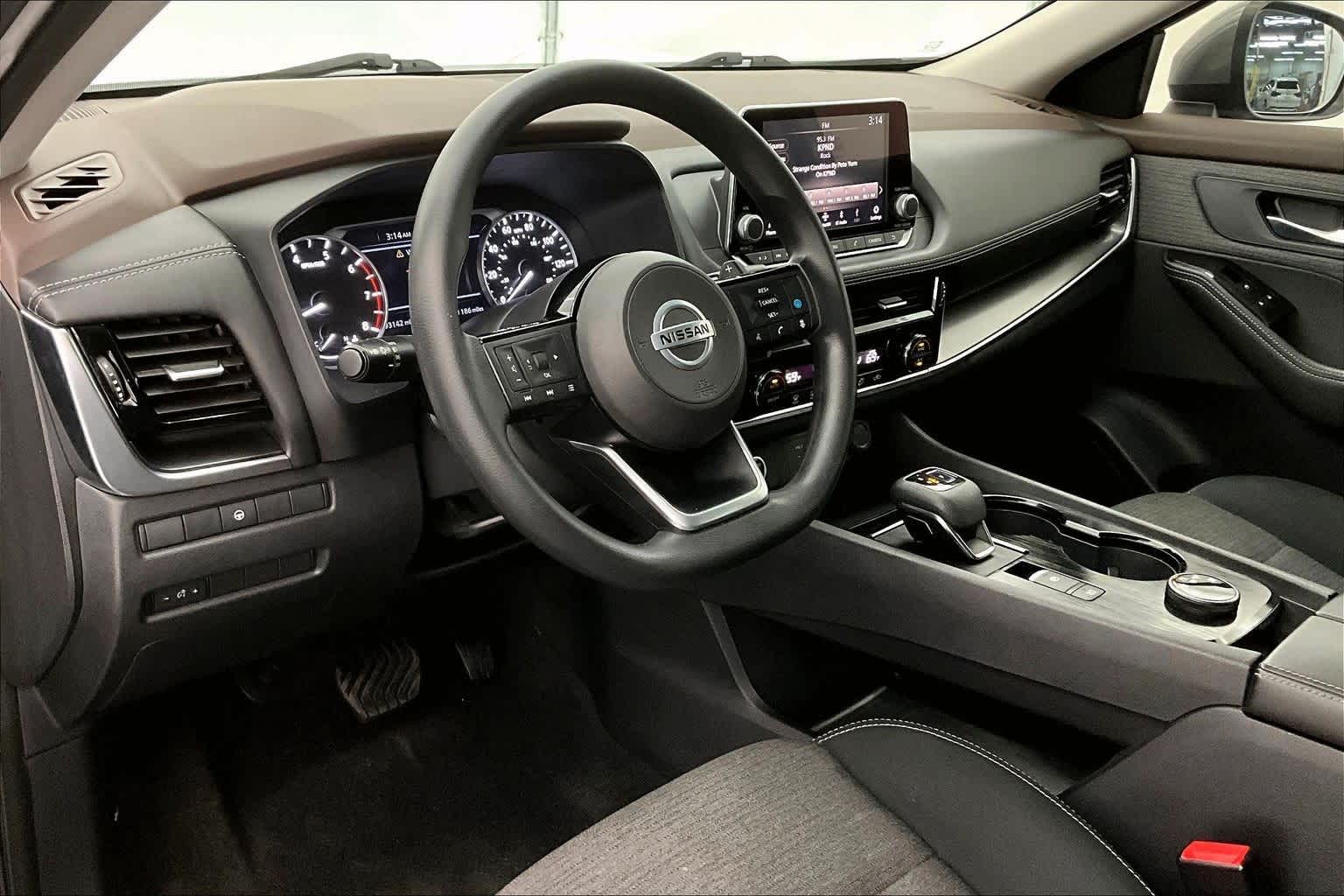 Thumbnail: 2021 Nissan Rogue - 2