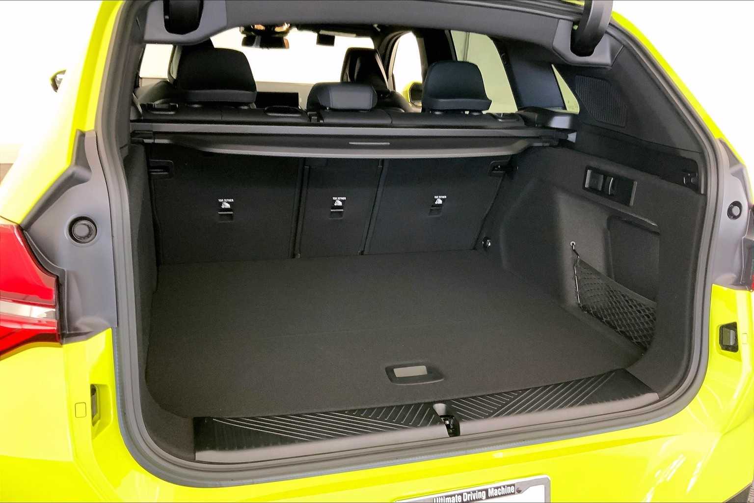 Thumbnail: 2025 BMW X3 - 19