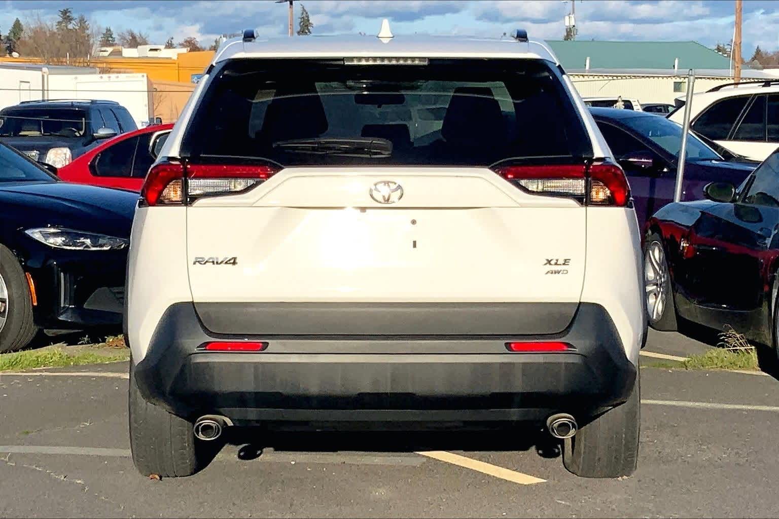 Thumbnail: 2021 Toyota RAV4 - 5