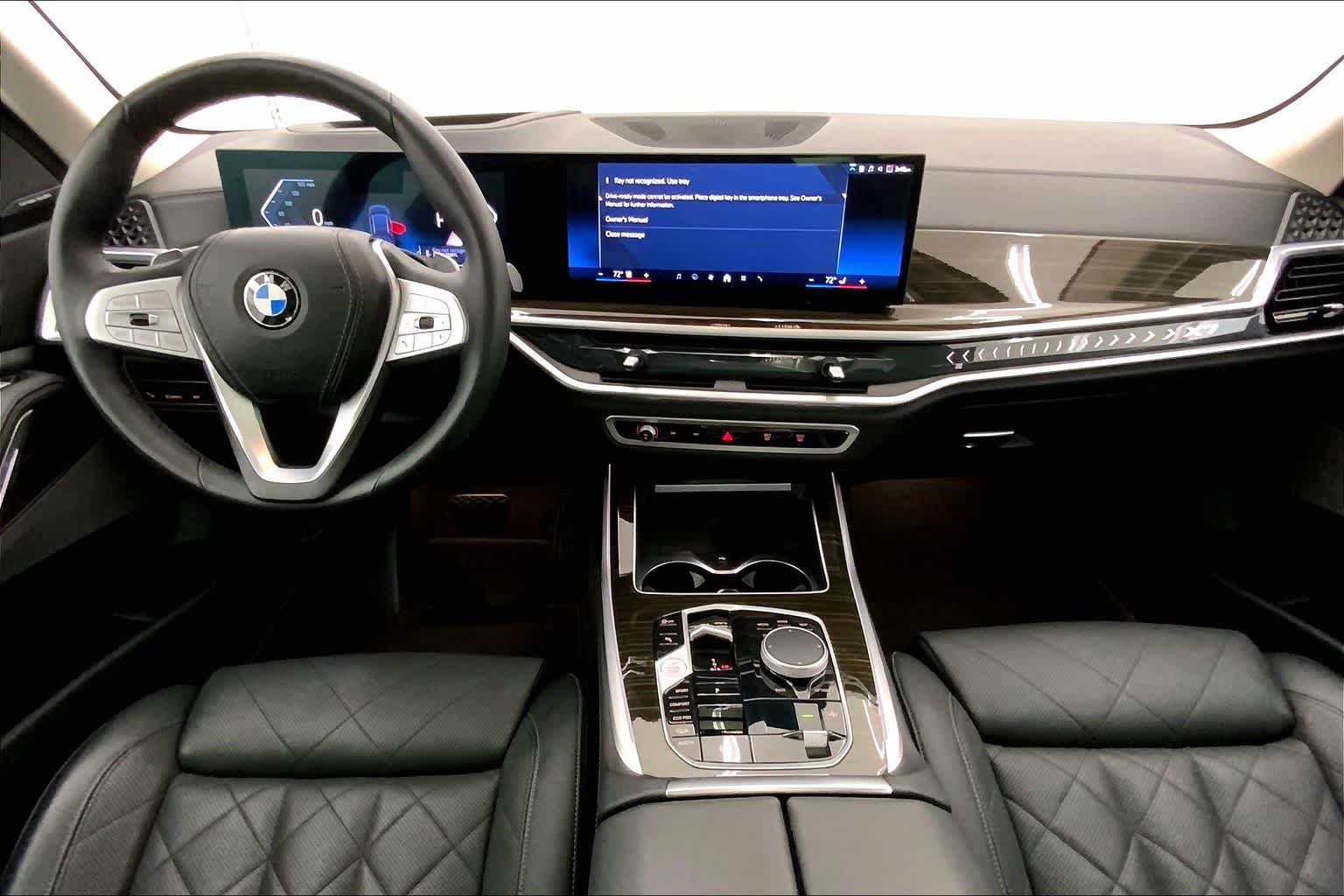Thumbnail: 2024 BMW X7 - 10