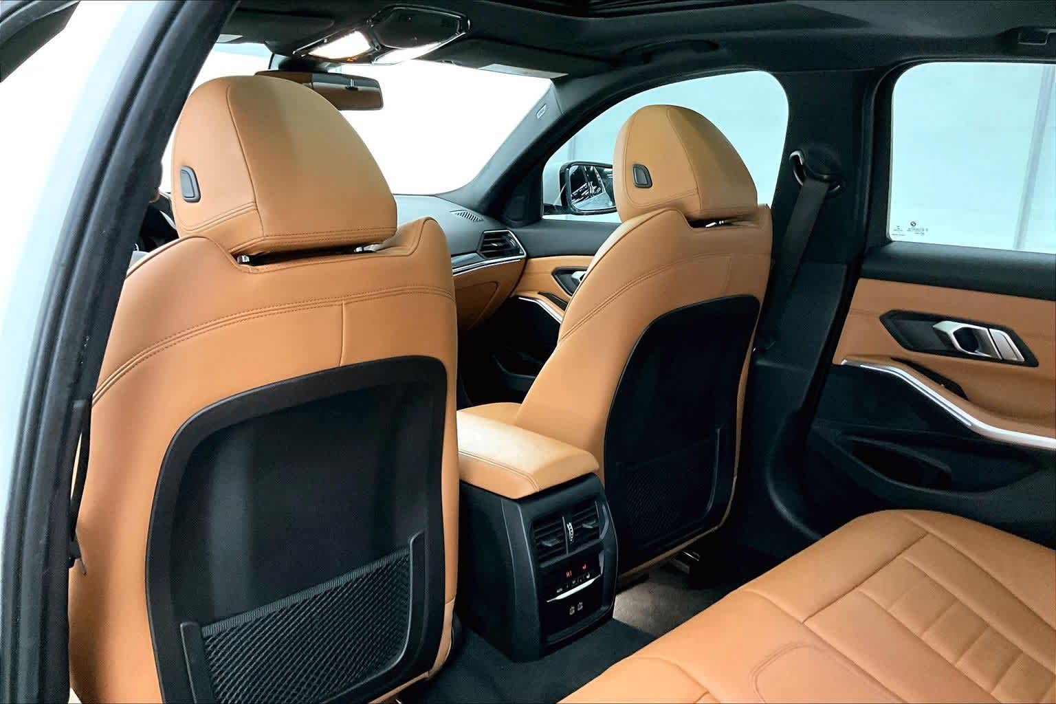 Thumbnail: 2021 BMW 3 Series - 12