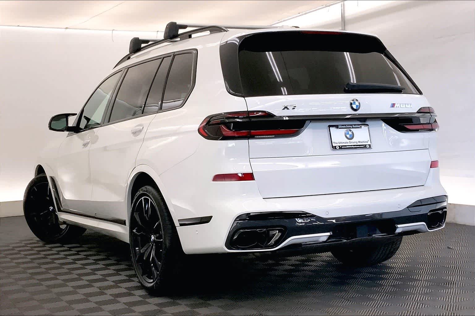 Thumbnail: 2026 BMW X7 - 4
